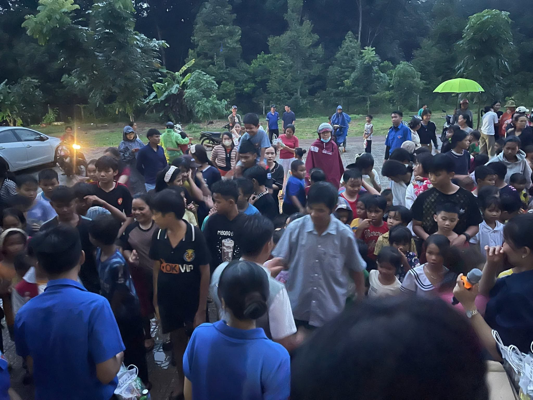 MƯA 4
