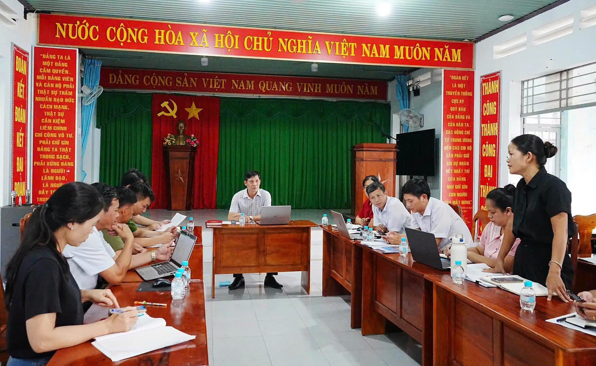 ra soat dan cu (3)